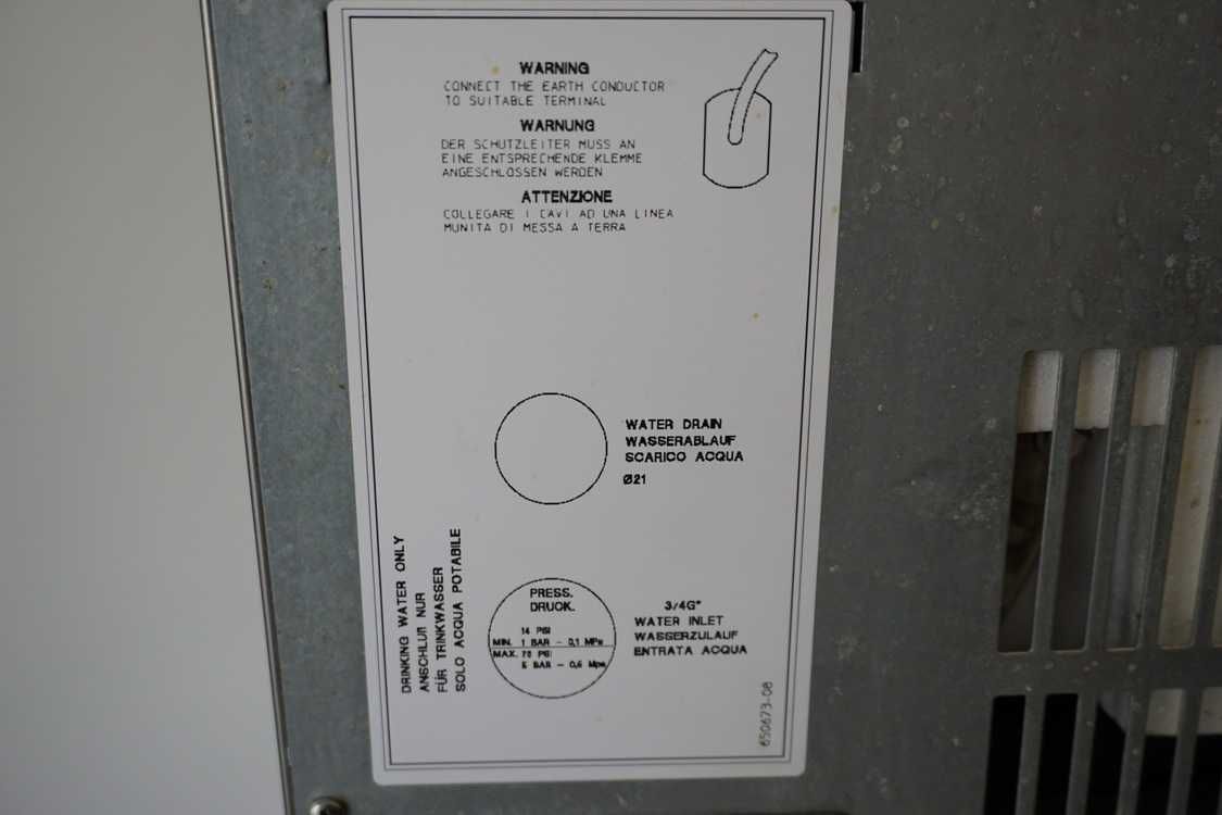 Kostkarka do lodu NordCap SCN 25 AS TYPE S02A 20kg/24h    wym.34x46x60