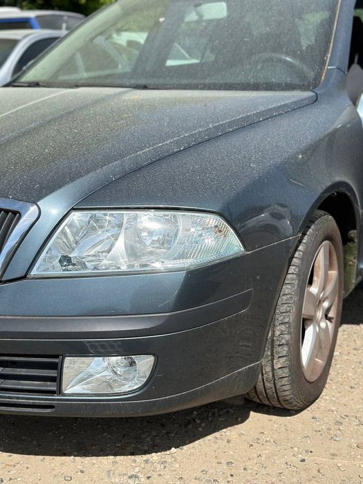 Авторозборка Skoda Oktavia a5 1.6Fsi двигун BLF колір 9901 КПП GYT 5ст