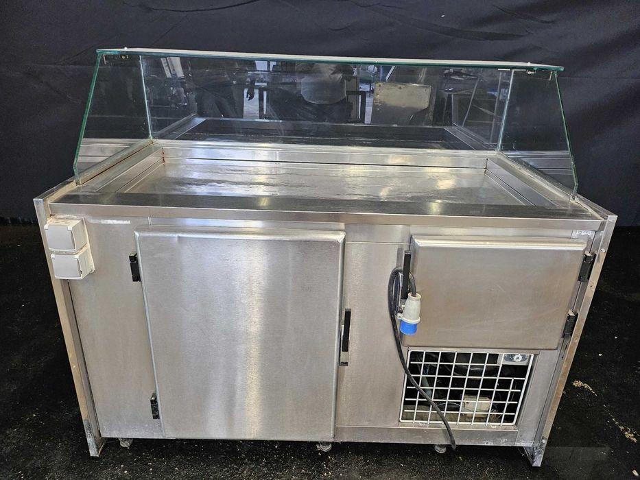 Mesa fria para peixe ou carne