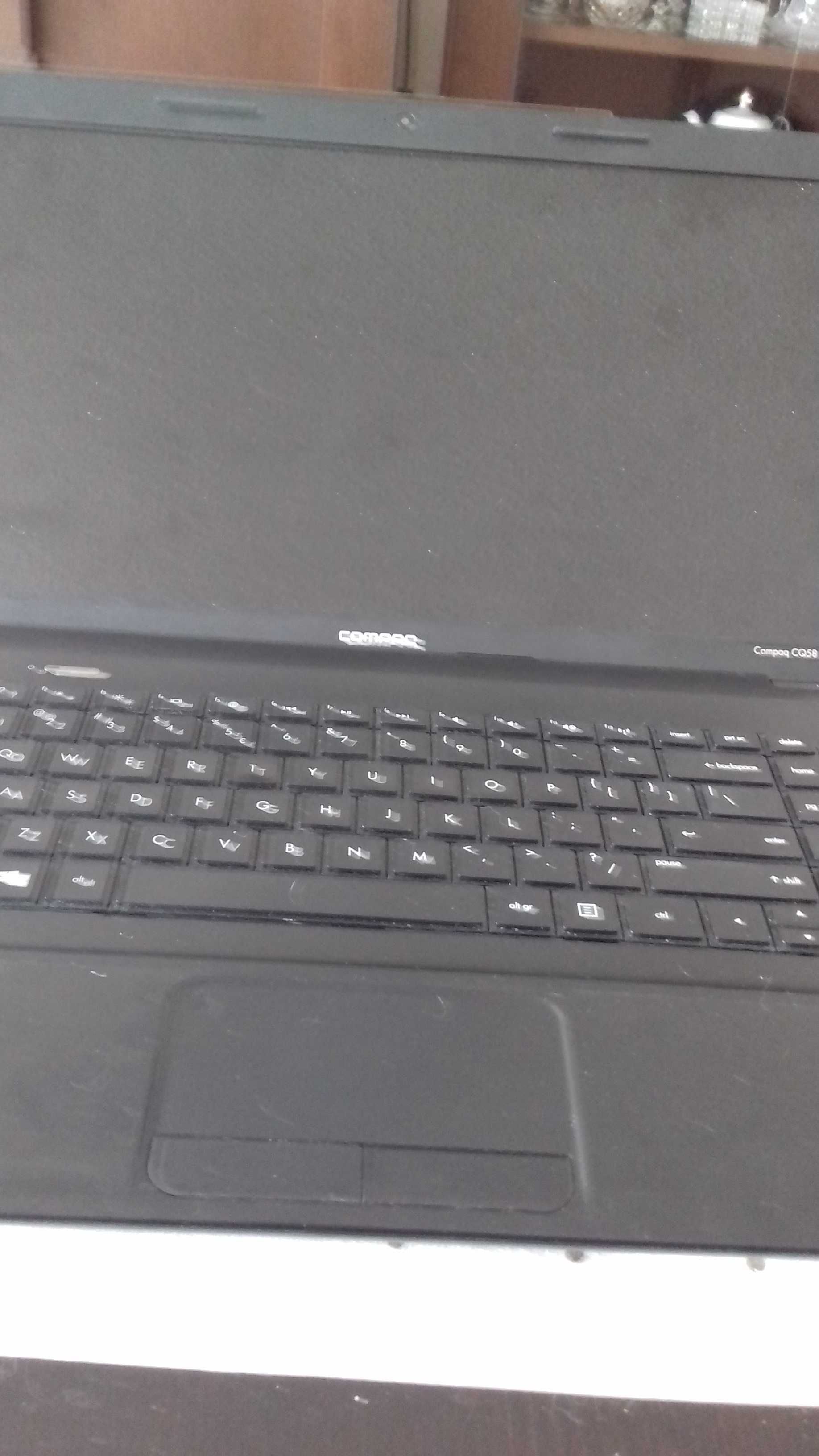 Laptop HP Compaq CQ58