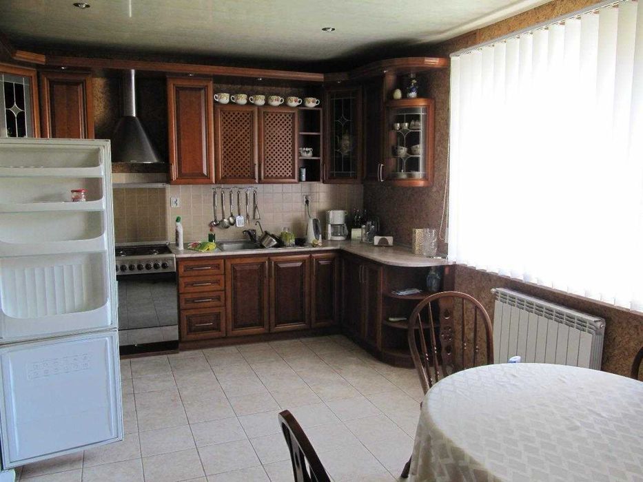 вул. Виговського. Будинок у Львові. Паркінг. Чудова Локація. Оренда.