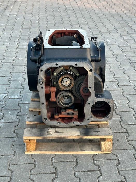 Tylny Most, nowy typ śruby M16 | URSUS/ZETOR | np. 914, 8145, 1224