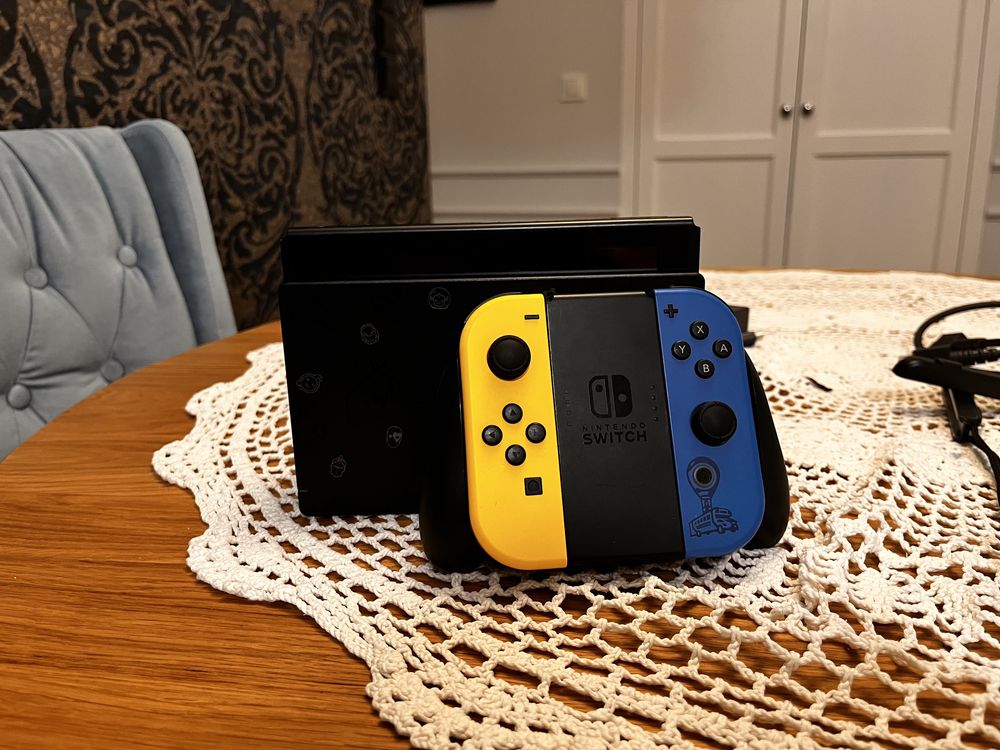 Nintendo Switch Fortnite Editoin 2020