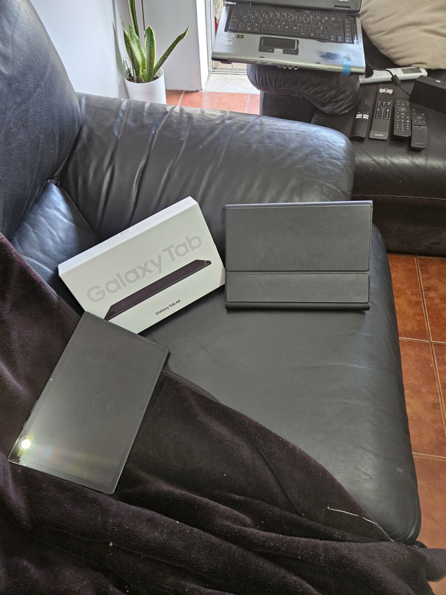 Tablet Samsung A8