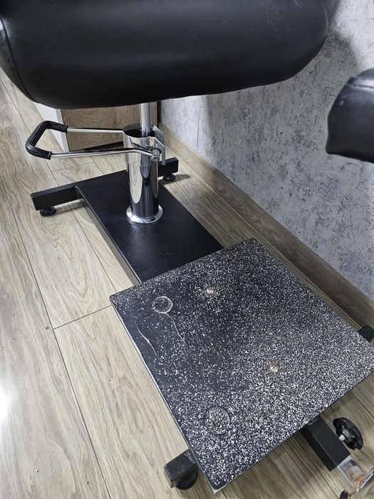 Fotel do pedicure czarny