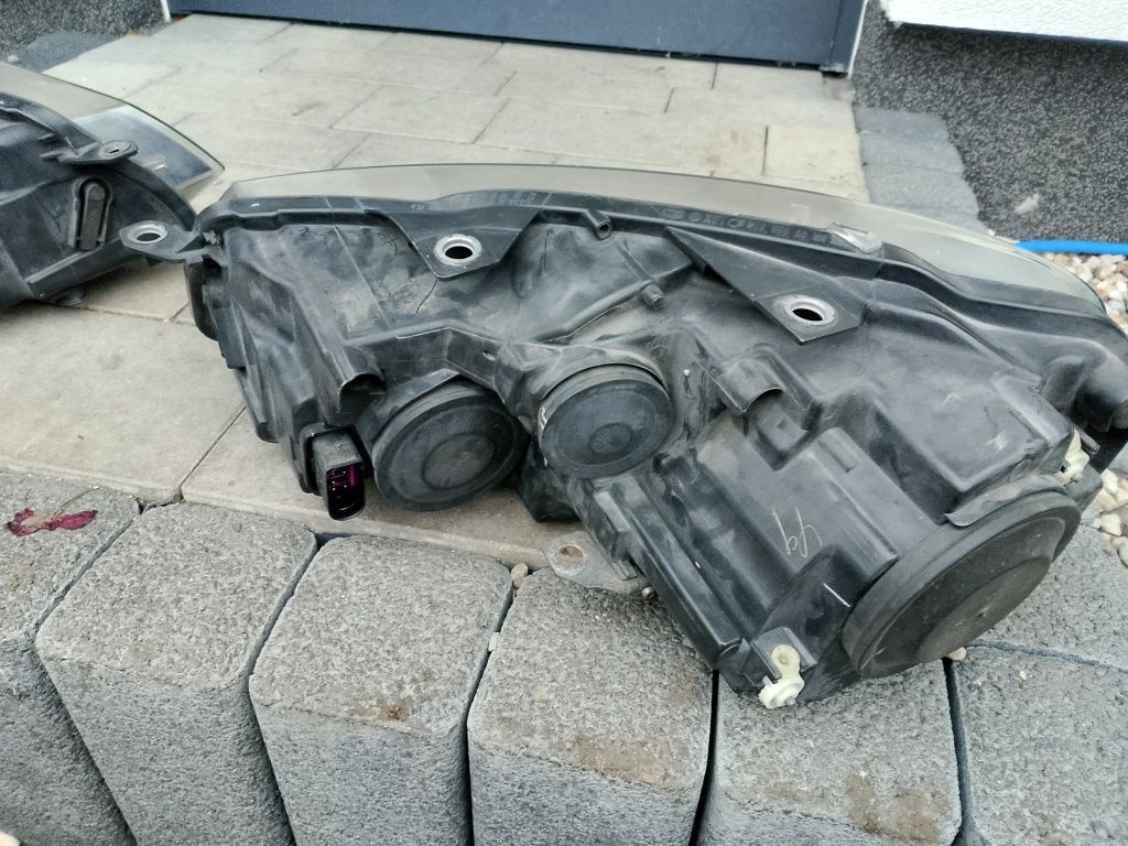 Lampy przednie golf 6