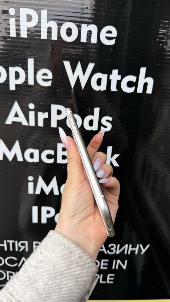 Iphone 11 128gb. Neverlock. Повний комплект/гарантія