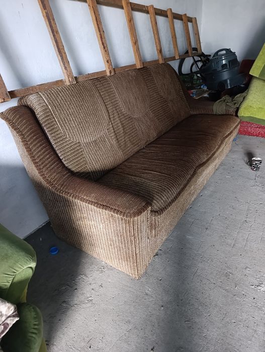 Продам диваны 3 штуки цена одного 1000 гривен