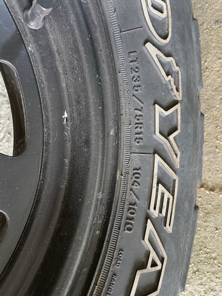 Jantes ferro R15 com pneus 235/75/15