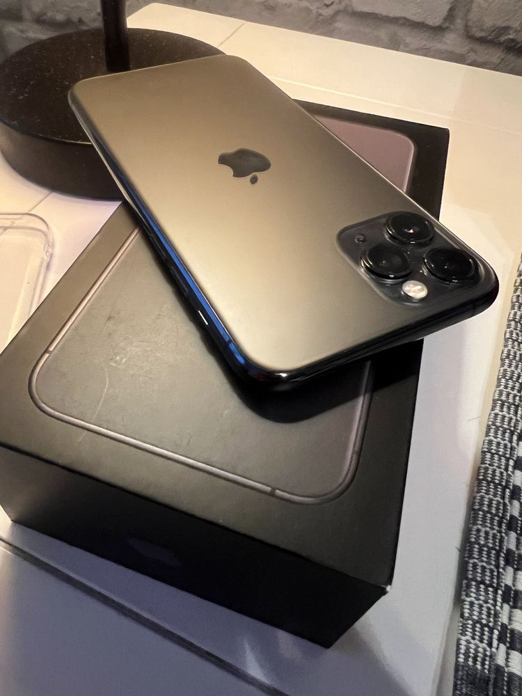 iPhone 11 Pro • Bateria Apple 100% • Zadbany