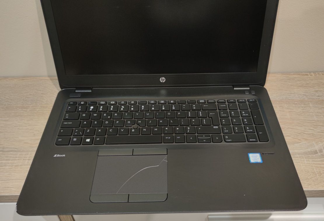HP ZBook 15u G4 i7 7th 16GB DDR4 SSD m.2 256GB AMD FirePro 2GB