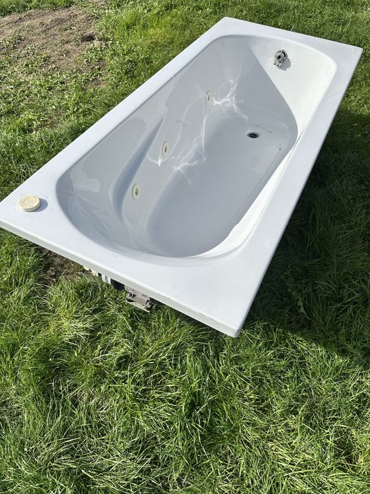 Wanna z masażem Nowa