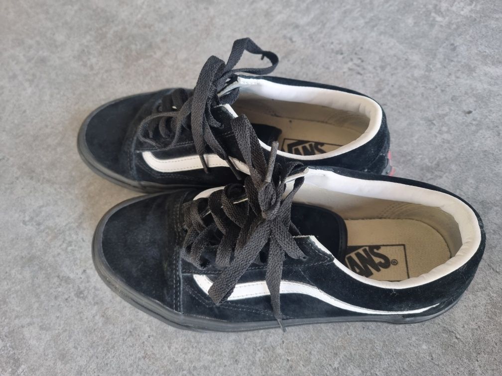 Buty Vans 38 zamszowe