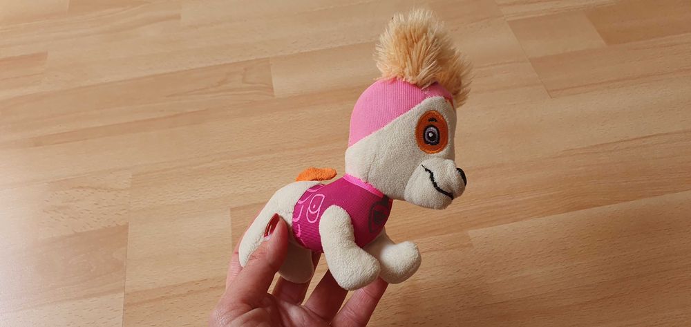 Maskotka Skye Psi Patrol pluszak