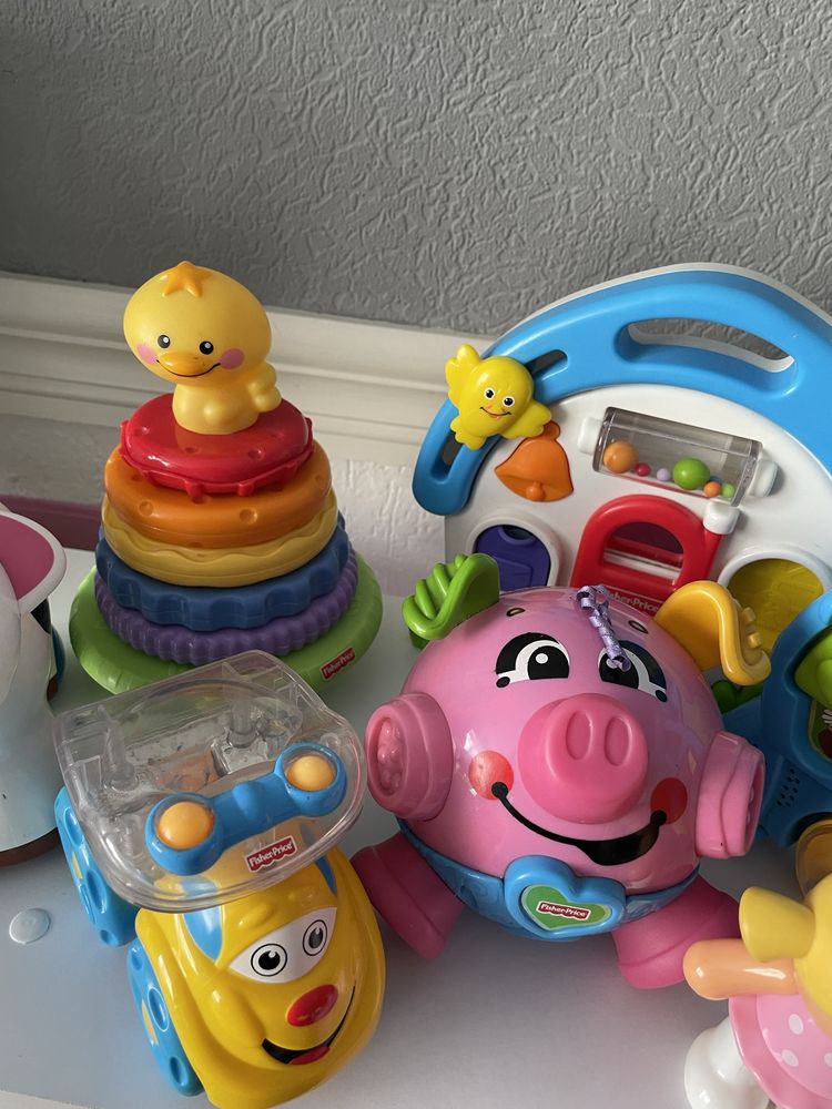 Іграшки Fisher price, Kiddiland 6+ місяців машинка, потяг пірамідка