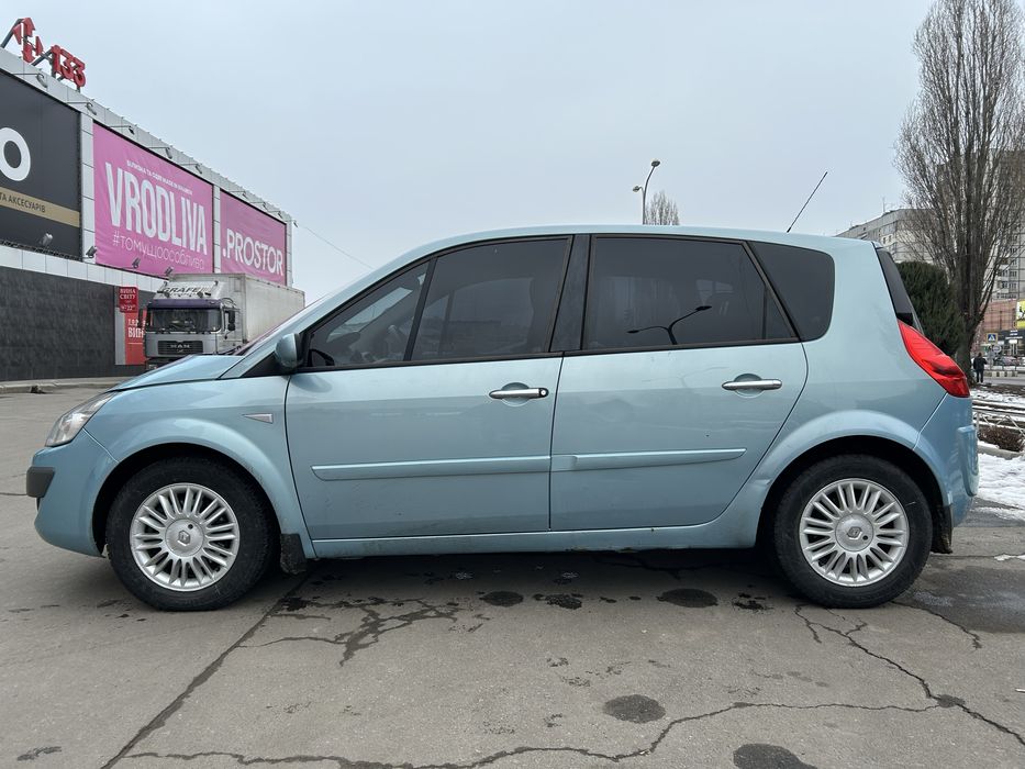 Продам RENAULT SCENIC 2006 року