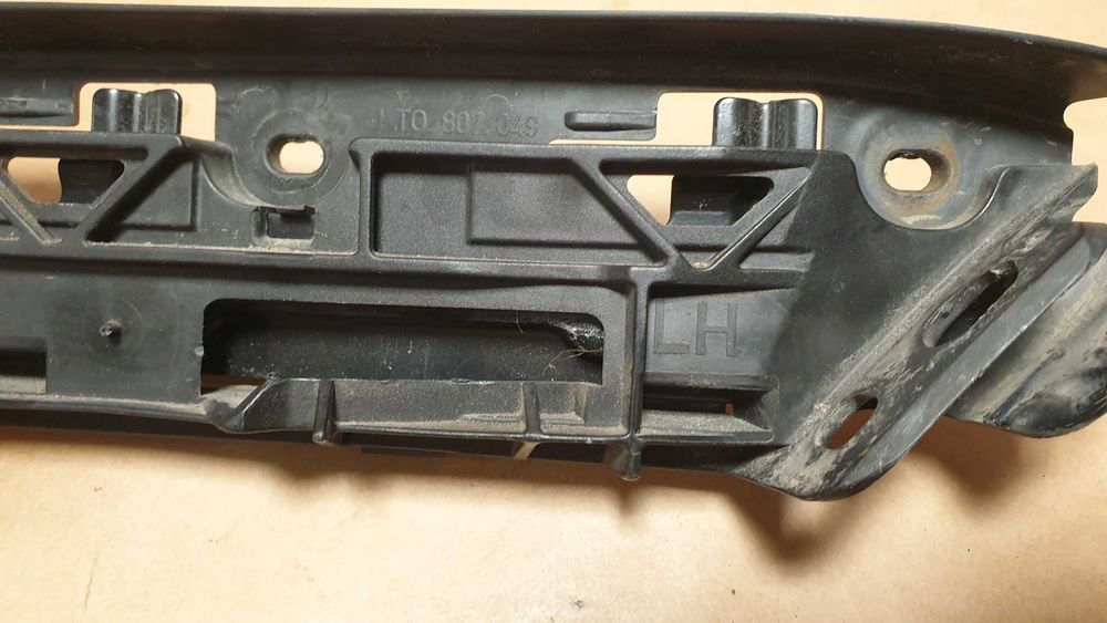 Ślizg VW Touran Caddy prawy lewy przód 1T08.070.50 1T080.70.49