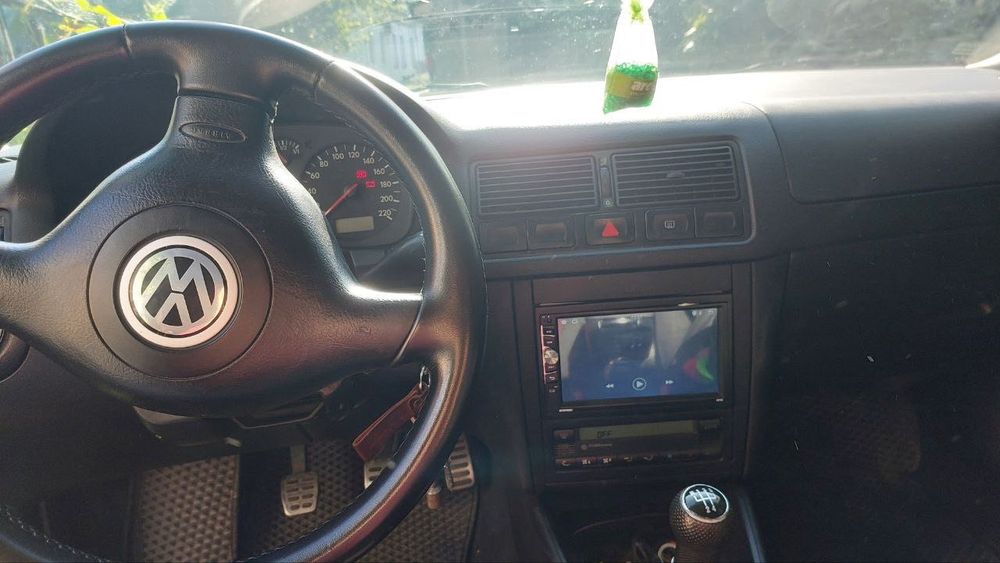 Volkswagen Golf 4 1.4 16v