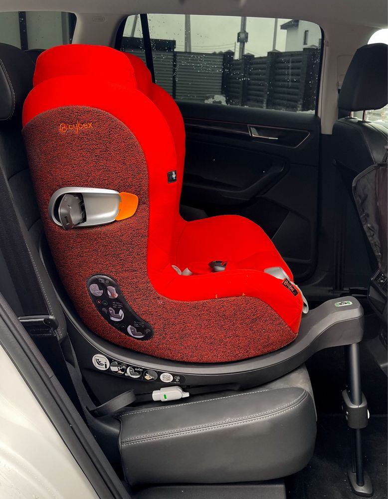 Автокрісло Cybex Sirona Zi i-Size (0-4 років)