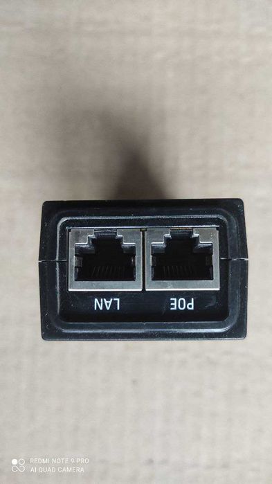 PoE-адаптер Ubiquiti POE24