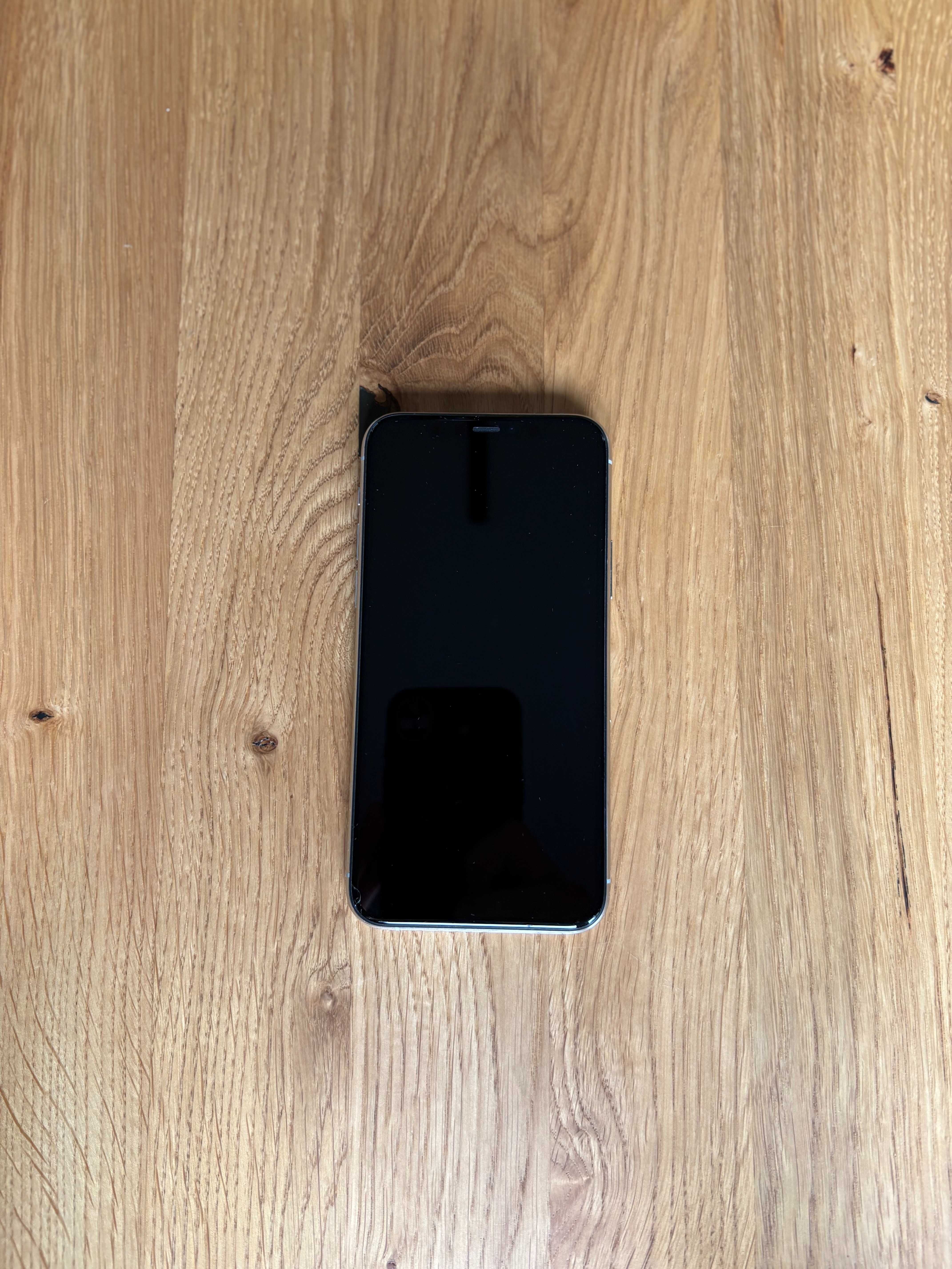 iPhone 11 Pro 64 GB Biały – Stan bdb + Etui GRATIS!