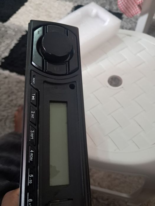Rádio para carro em bom estado