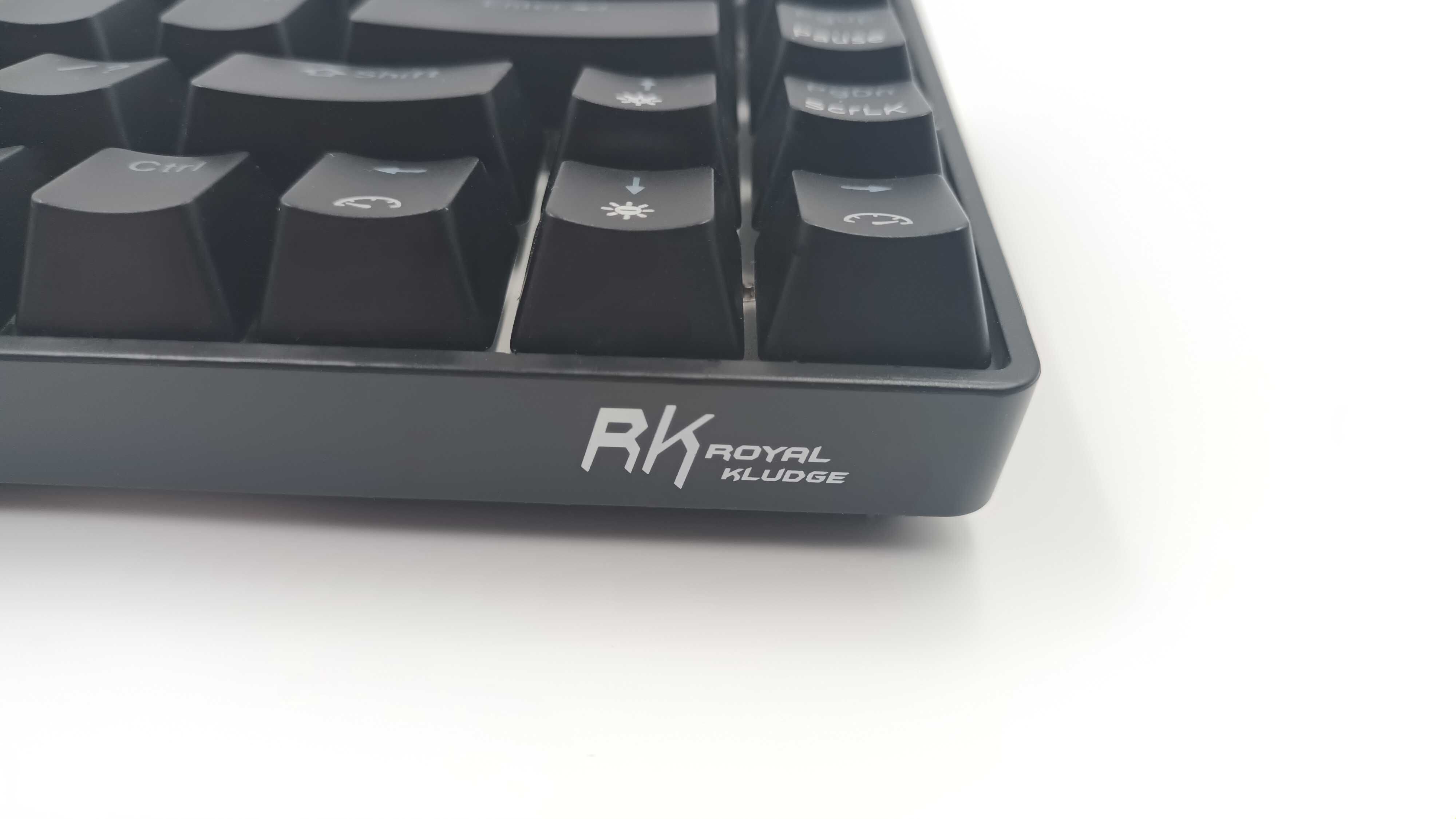 Bezprzewodowa klawiatura mechaniczna Royal Kludge RK68