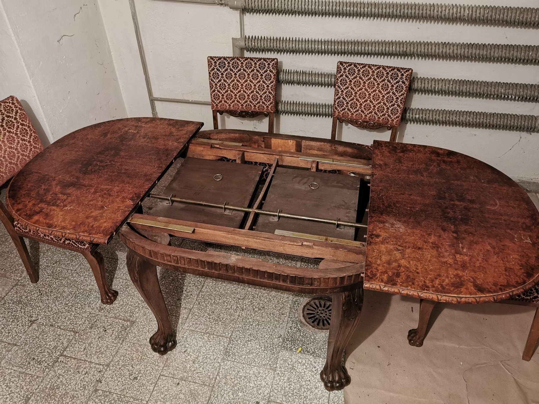Antyczny stół z krzesłami lwie łapy antyk