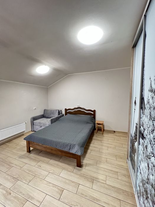 Здається квартира - студія вул. О.Довженка