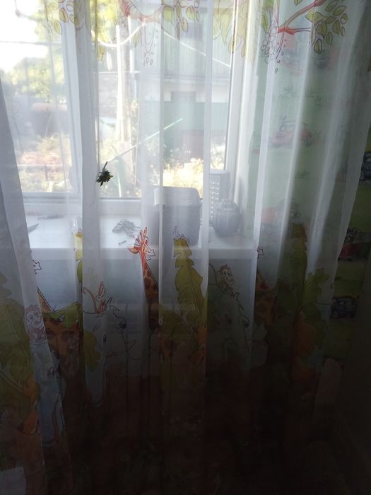 Тюль в дитячу кімнату.