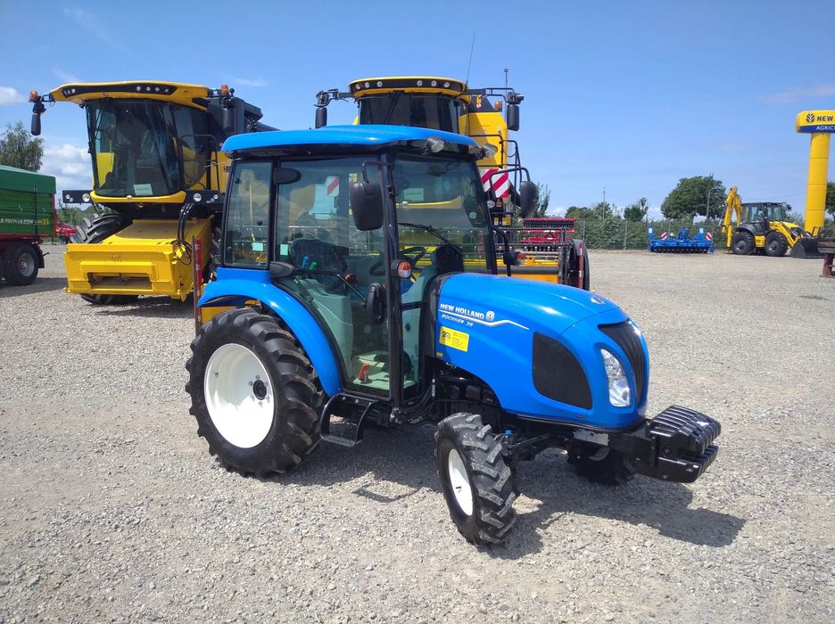 New Holland Boomer 35  New Holland Boomer 35
