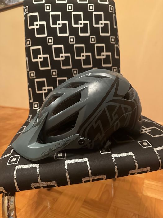 Kask wyczynowy na rolki hulajnogę rower dirt dh troy Lee designs tld
