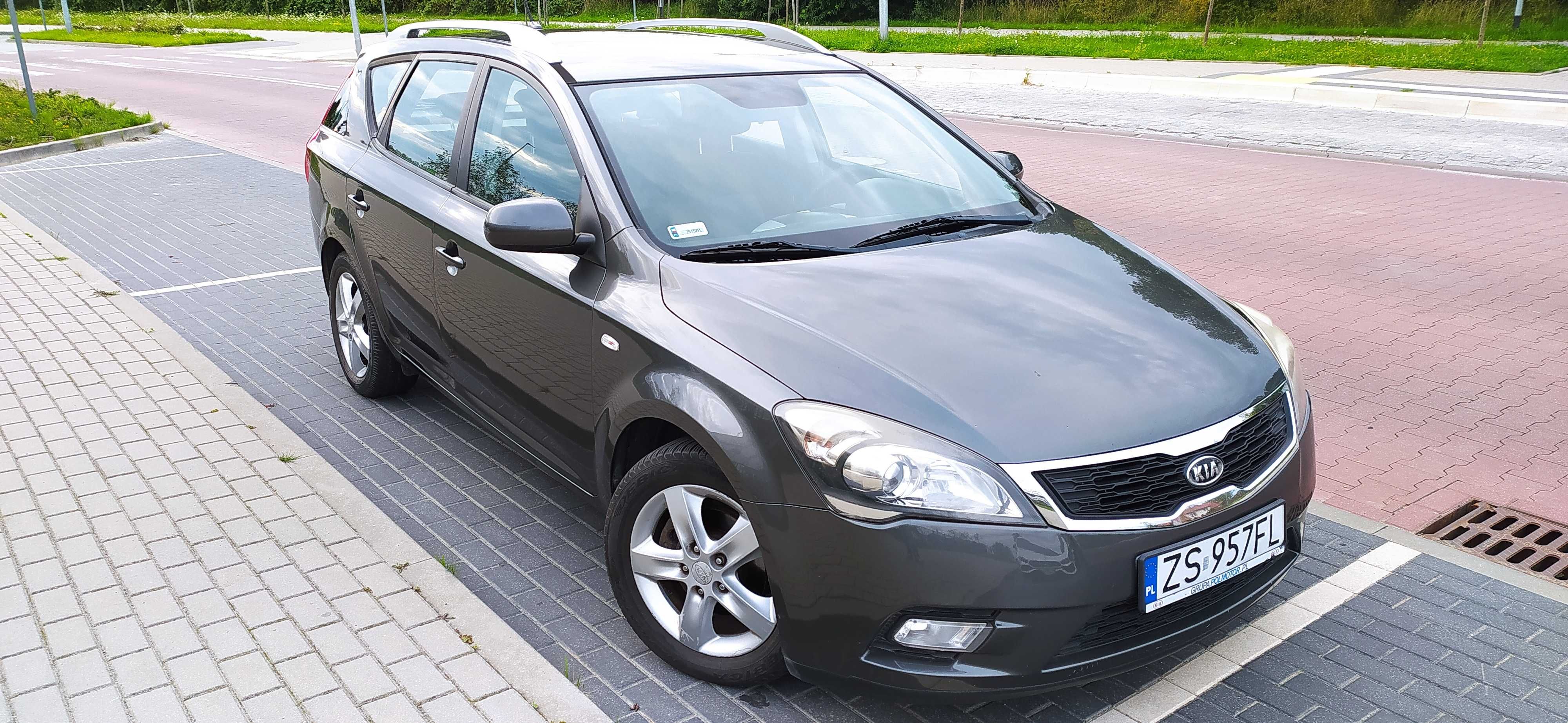 Kia Ceed Cee'd 1.6 Crdi Sw 116KM 2011 rok, przegląd do 15.05.26