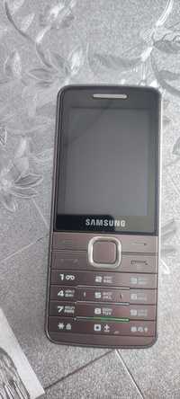 Телефон Samsung GT - S5610