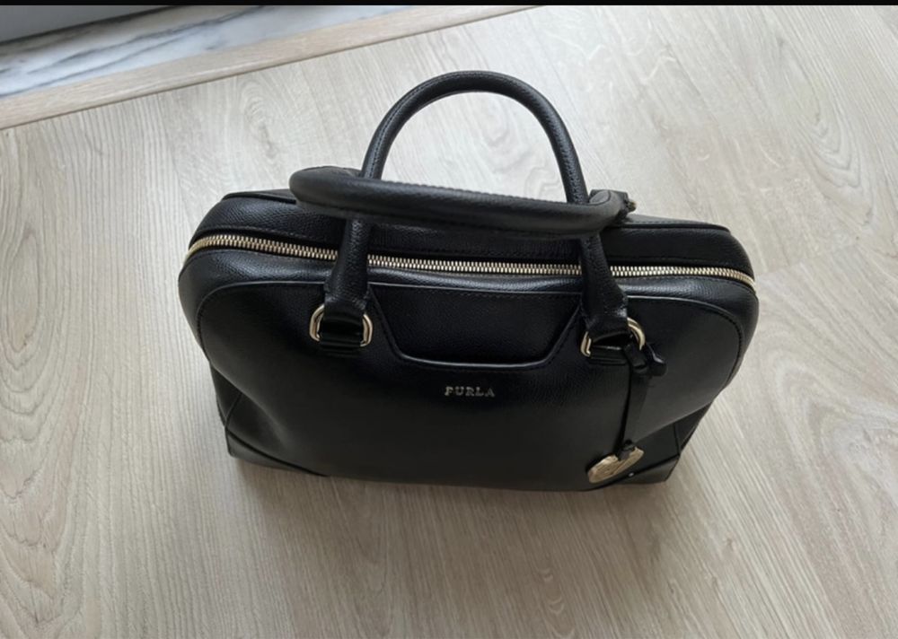 Mala Furla, cor preto