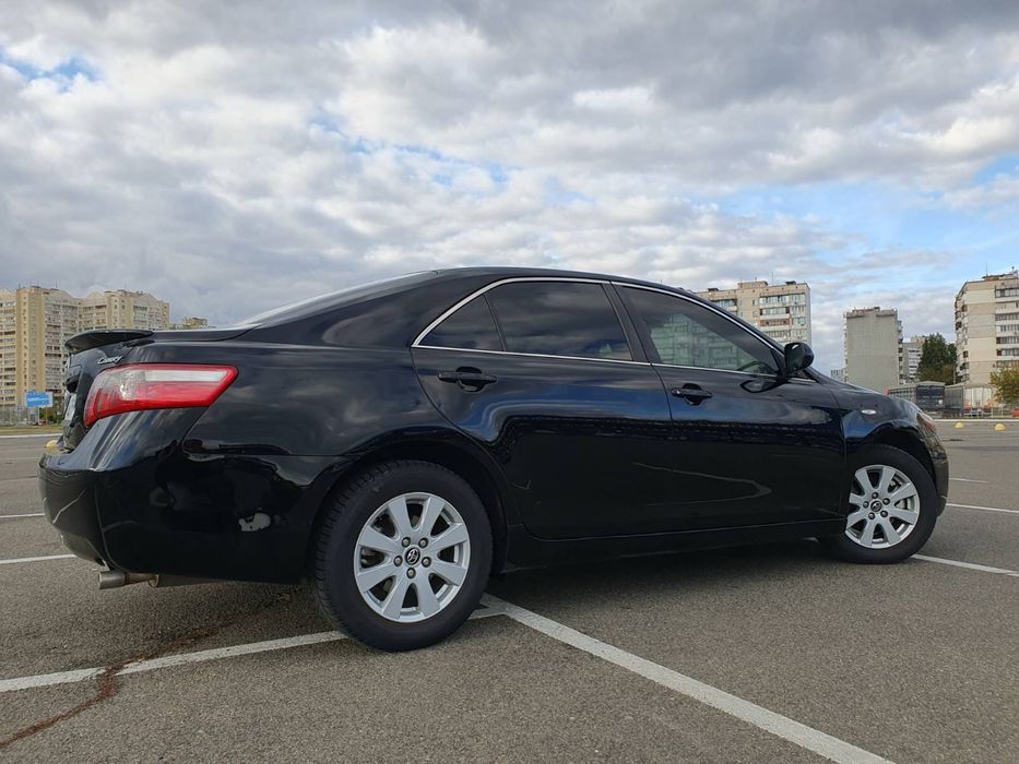 Продам TOYOTA CAMRY 2.4 Газ/бензин в отличном состоянии