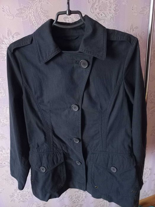 Продам  темно-синюю девичью куртку френч  BROOKSHIRE 
UK 12