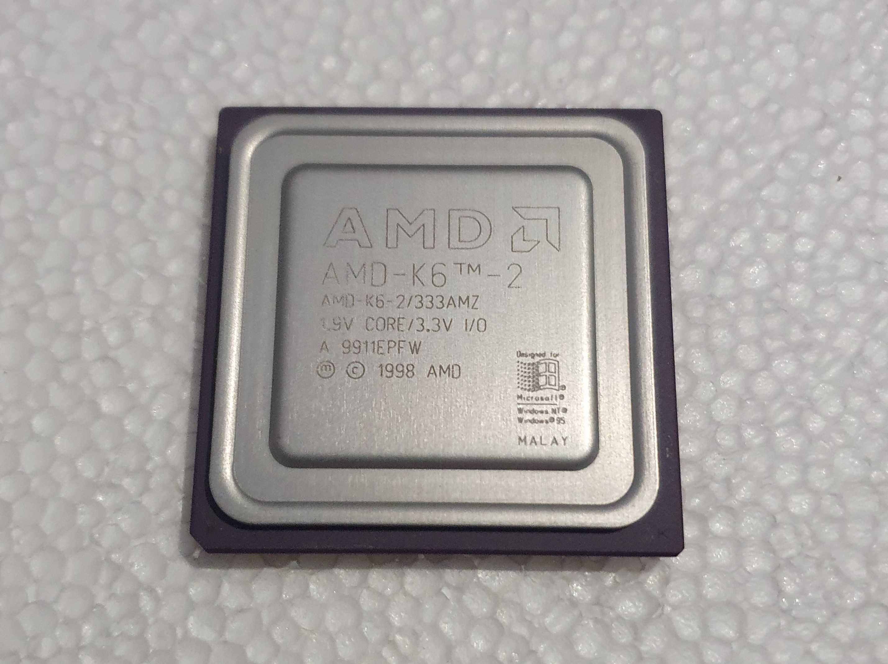Processador cerâmico vintage - AMD K6 333Mhz - 1998