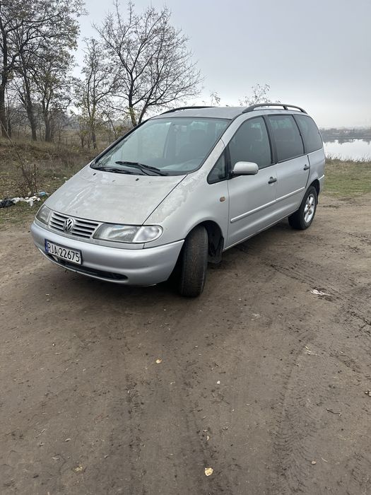 Продам Фольцваген шаран 1,9 дизель