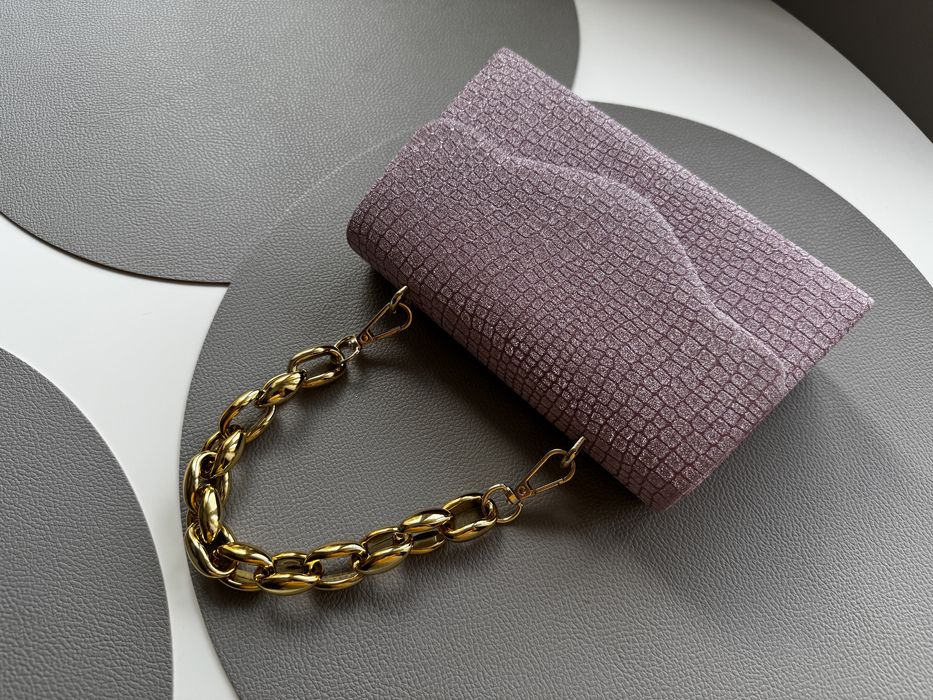 Torebka wieczorowa kopertówka połysk róż