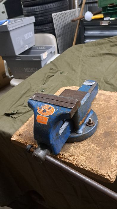 Imadło RIDGID Peddinghause Superior 140