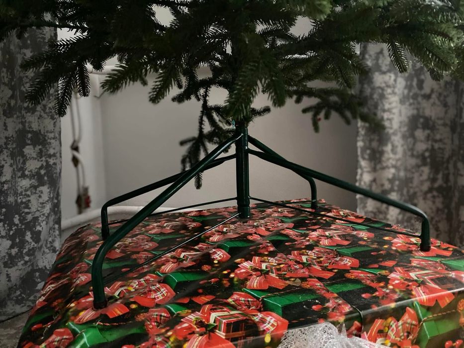 Ялинка лита висотою 1.80