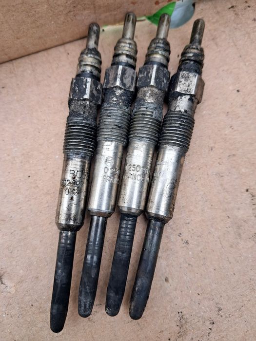 Свічки свечи розжарювання накала vw t5 1,9 tdi bosch оригінал бу