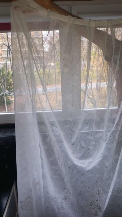 Firanka z taśmą do regulacji