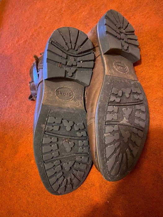 Чоловічі ботінки s'Oliwer (розмір 43) і Dockers (розмір 42)