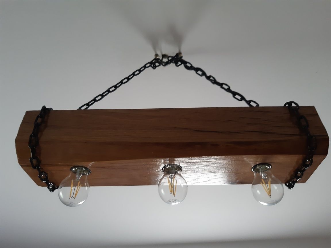 Industrialna lampa ze starego dębu