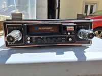 Radio antigo para automóvel