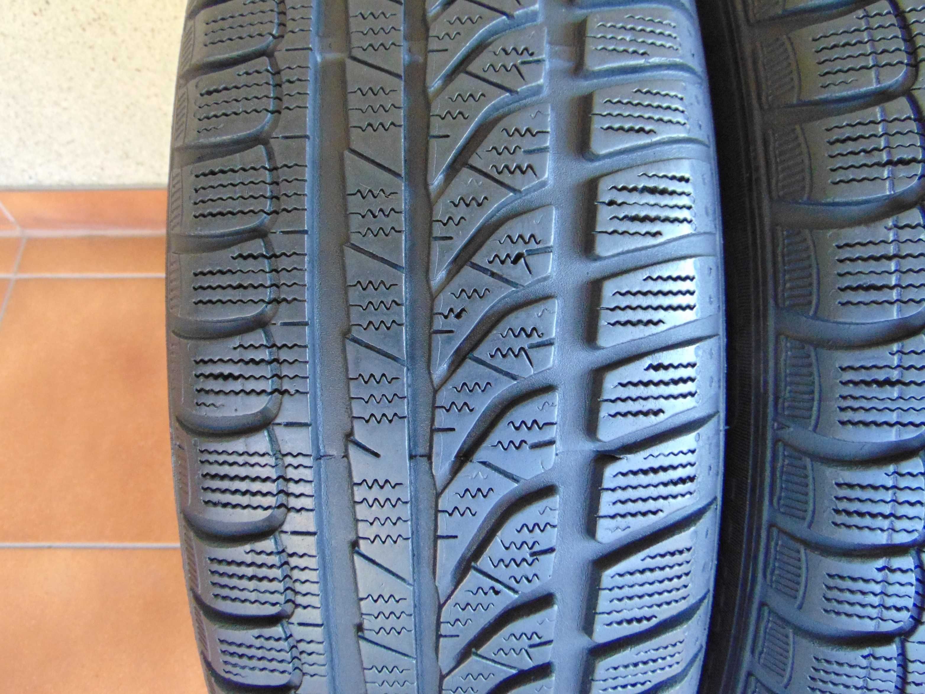 Opony zimowe 185/60 R15 Dunlop SP Winter Response 2szt.