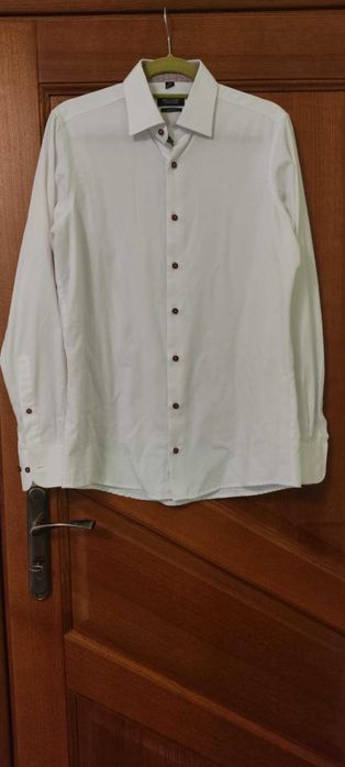 Koszula garniturowa firmy Recman