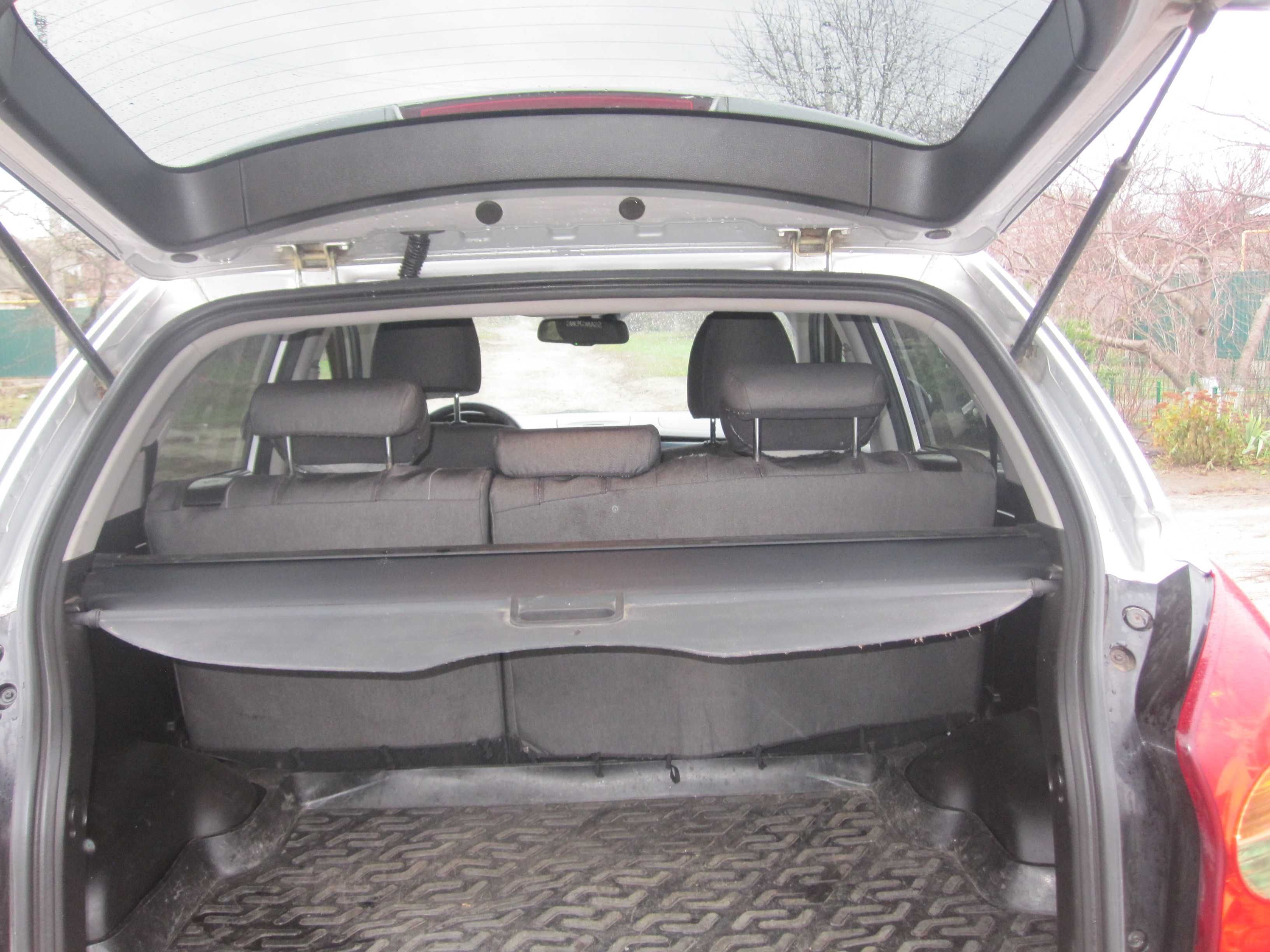 Ssang Yong Korando 2.0Di MT STD-1  (4WD) 2012
